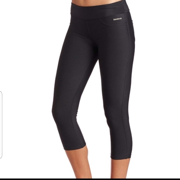 Reebok Pants - Reebok Easytone capri leggins